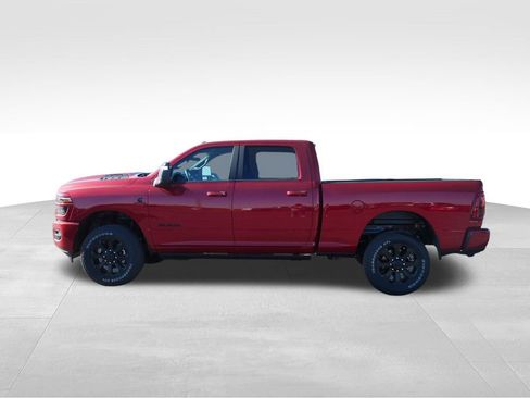 New 2026 RAM 2500 Laramie AWD/4WD image 3