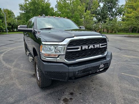 Used 2020 RAM 2500 Tradesman w/ Chrome Appearance Group AWD/4WD image 8