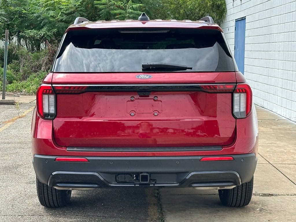 New 2027 Ford Explorer ST-Line AWD/4WD image 5