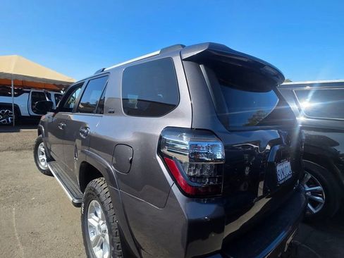 Used 2021 Toyota 4Runner SR5 image 3