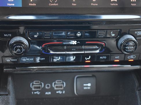 Used 2021 Jeep Grand Cherokee L Limited w/ Trailer Tow Package image 6