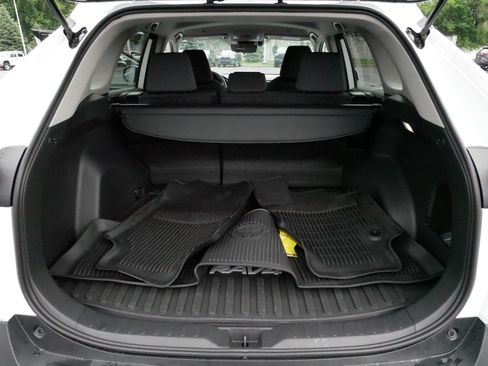 Certified 2025 Toyota RAV4 XLE w/ Weather Package AWD/4WD image 18