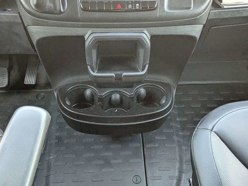 Used 2023 RAM ProMaster 2500 image 14