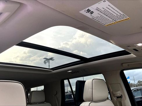 Used 2021 GMC Yukon Denali w/ Denali Ultimate Package image 14