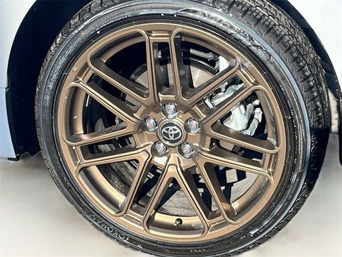 Used 2025 Toyota Corolla Hatchback image 28