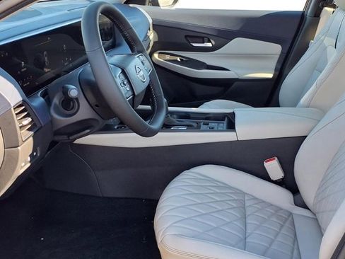 New 2026 Nissan Sentra SL w/ Floor Mat Package image 10