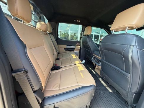 Used 2026 Ford F450 Lariat AWD/4WD image 14