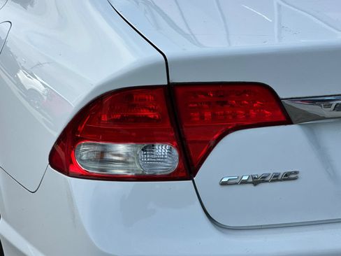 Used 2011 Honda Civic LX image 23