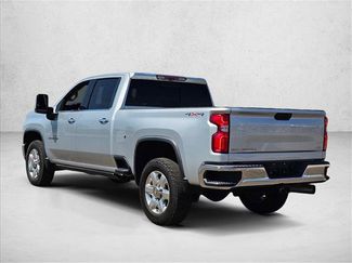 Used 2021 Chevrolet Silverado 2500 LTZ w/ LTZ Convenience Package AWD/4WD video 4