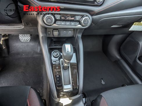 New 2025 Nissan Versa SR w/ Trunk Package image 15