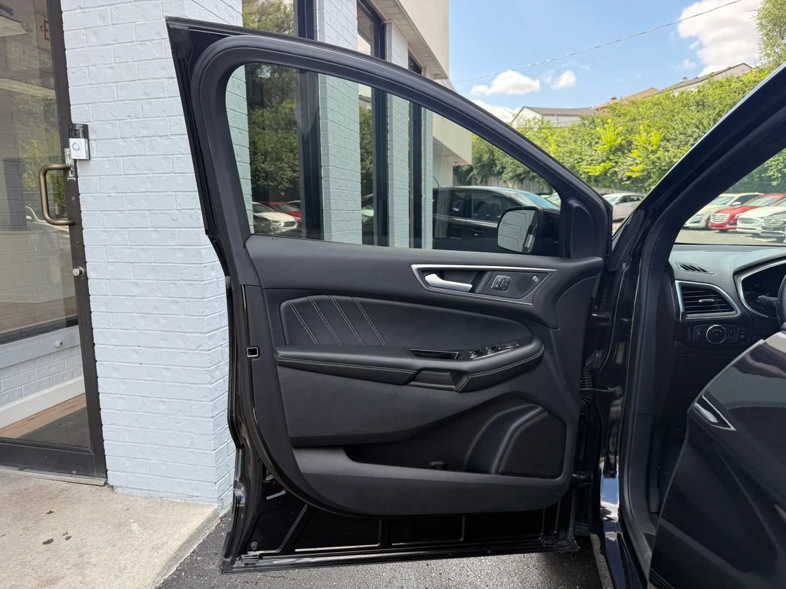 Used 2019 Ford Edge ST w/ Convenience Package AWD/4WD image 10