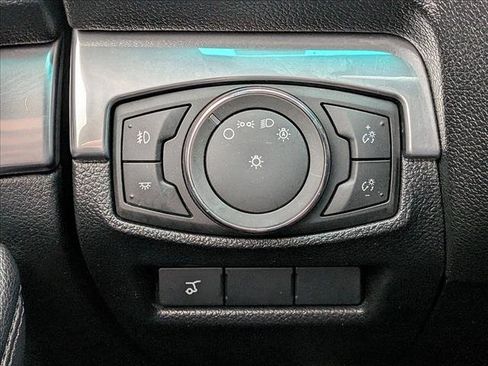 Used 2016 Ford Explorer Limited image 13