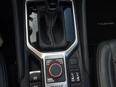 Used 2024 Subaru Forester Touring w/ Convenience Package image 20