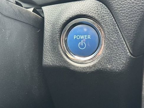 Certified 2020 Toyota RAV4 XLE image 25