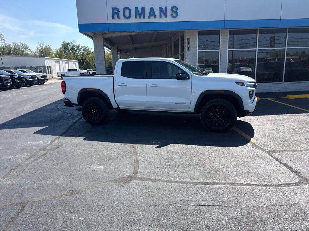 Used 2026 GMC Canyon Elevation w/ Convenience Package RWD image 2