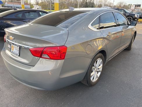 Used 2017 Chevrolet Impala LT image 6