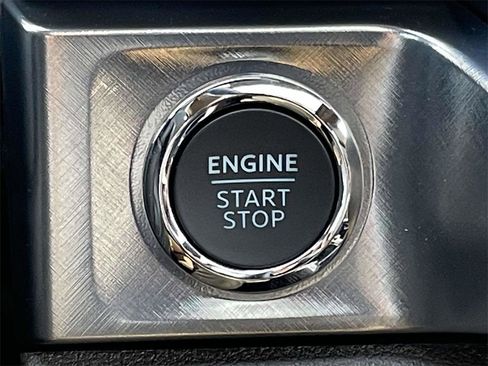 New 2025 Ford F250 King Ranch w/ Chrome Package image 26