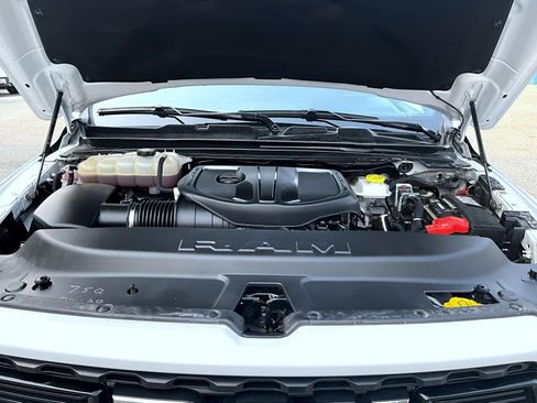 Used 2025 RAM 1500 Big Horn image 25