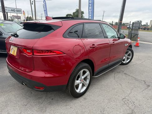 Used 2017 Jaguar F-PACE Premium AWD/4WD image 4