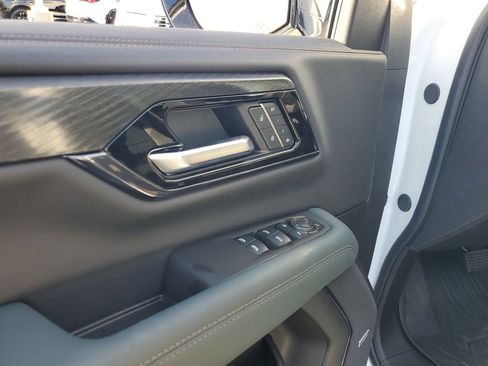 New 2026 GMC Yukon AT4 w/ AT4 Premium Plus Package image 14