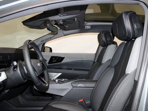 New 2026 Cadillac Optiq Luxury 1 AWD/4WD image 4