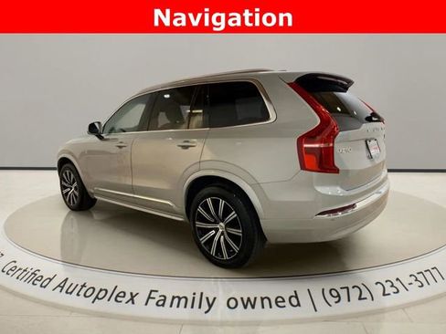 Used 2025 Volvo XC90 B5 Core AWD/4WD image 3