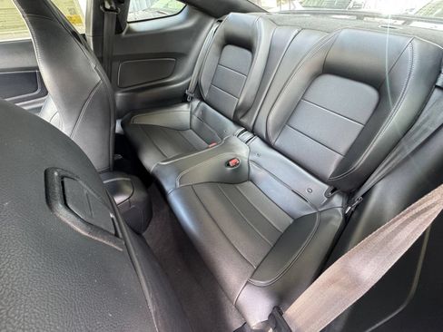 Used 2022 Ford Mustang GT Premium w/ GT Performance Package RWD image 25
