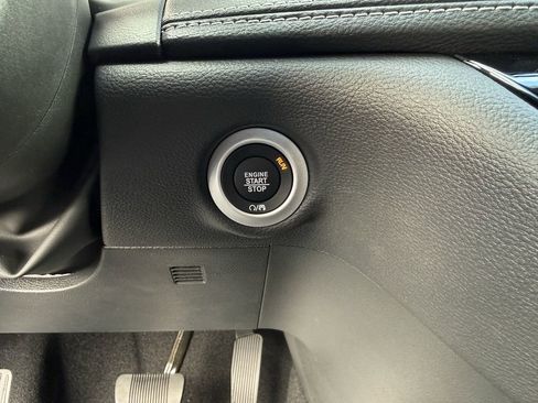 New 2026 Chrysler Pacifica Select image 35