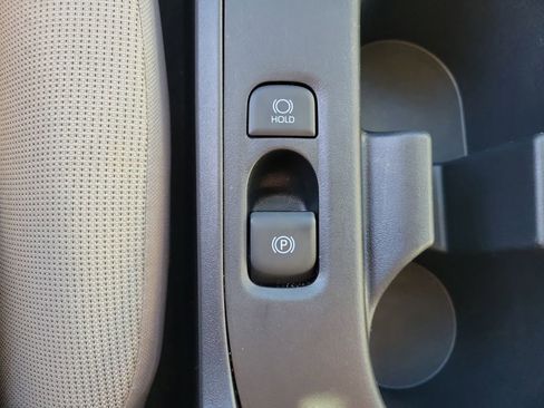 Used 2025 Toyota Corolla LE image 23