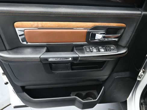 Used 2015 RAM 3500 Laramie Longhorn AWD/4WD image 26