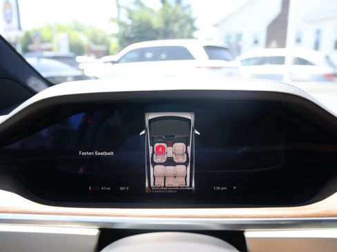 Used 2022 Tesla Model X AWD/4WD image 19