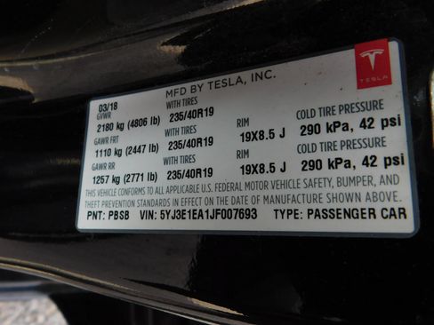 Used 2018 Tesla Model 3 Long Range RWD image 21