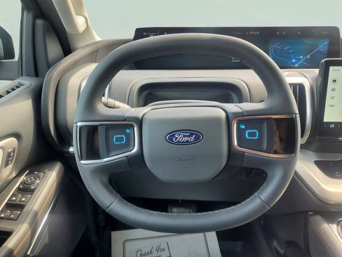 New 2025 Ford Expedition Active AWD/4WD image 27