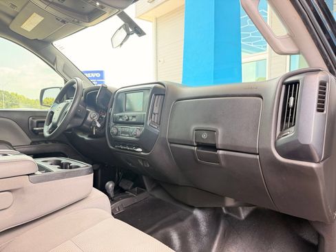Used 2017 Chevrolet Silverado 2500 W/T AWD/4WD image 30