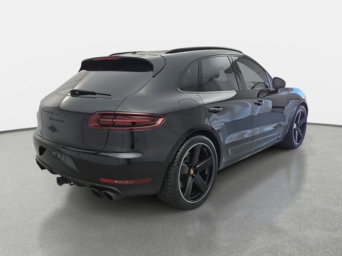 Used 2017 Porsche Macan Turbo image 5