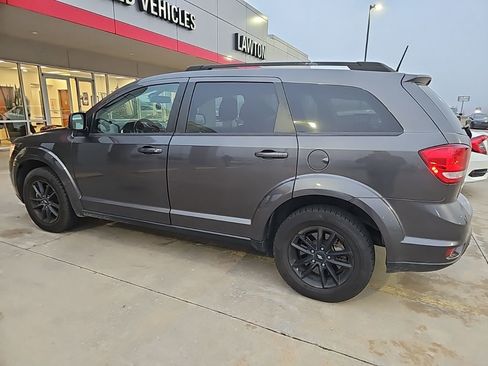 Used 2019 Dodge Journey SE w/ Connectivity Group image 9