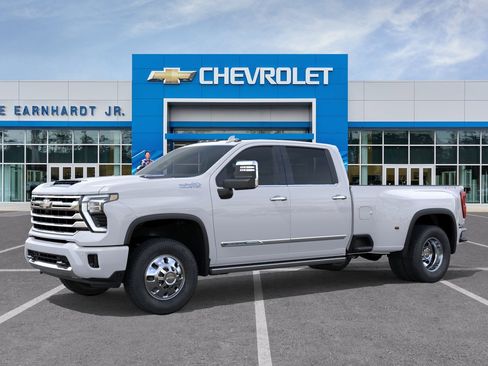 New 2026 Chevrolet Silverado 3500 High Country w/ High Country Premium Package AWD/4WD image 3