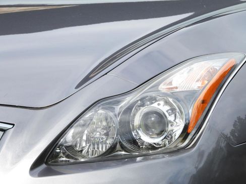 Used 2014 INFINITI Q60 AWD Coupe w/ Premium Package image 3
