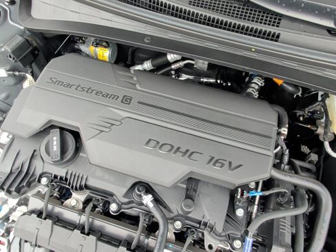 New 2026 Hyundai Elantra SE w/ Cargo Package image 21