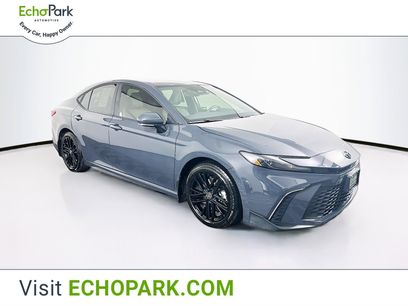 Used 2025 Toyota Camry SE w/ Convenience Package