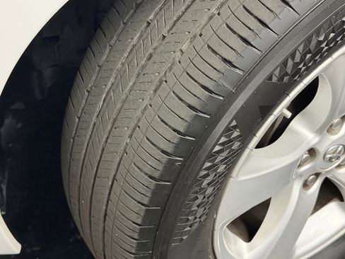 Used 2015 Toyota Sienna LE image 19