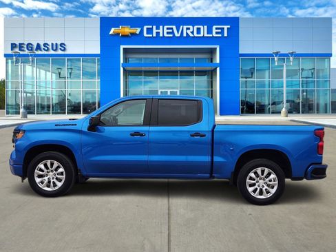 Used 2025 Chevrolet Silverado 1500 Custom RWD image 3