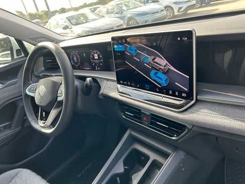 New 2026 Volkswagen Tiguan S FWD image 34
