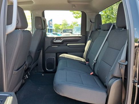 Certified 2024 Chevrolet Silverado 2500 LT AWD/4WD image 11