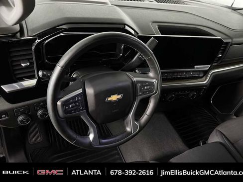 Used 2025 Chevrolet Silverado 1500 LT image 20