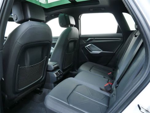 Used 2021 Audi Q3 2.0T Premium w/ Convenience Package image 13