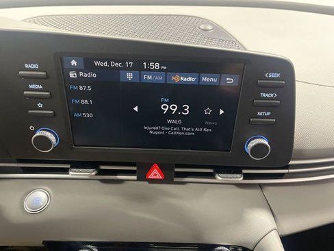 New 2026 Hyundai Elantra Sport FWD image 15