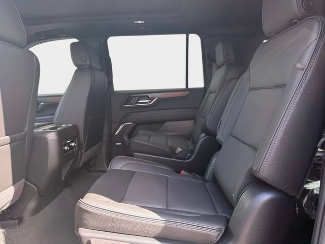 New 2026 GMC Yukon XL Denali w/ Sun & Power Step Package AWD/4WD image 12