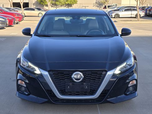Used 2020 Nissan Altima 2.5 SV image 5
