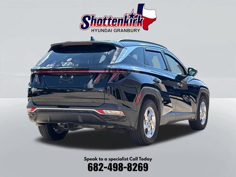Used 2023 Hyundai Tucson SEL FWD image 6